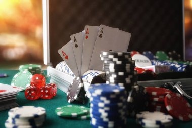 Auto Roulette mobile interface on monperatoto login showing betting layout and live wheel